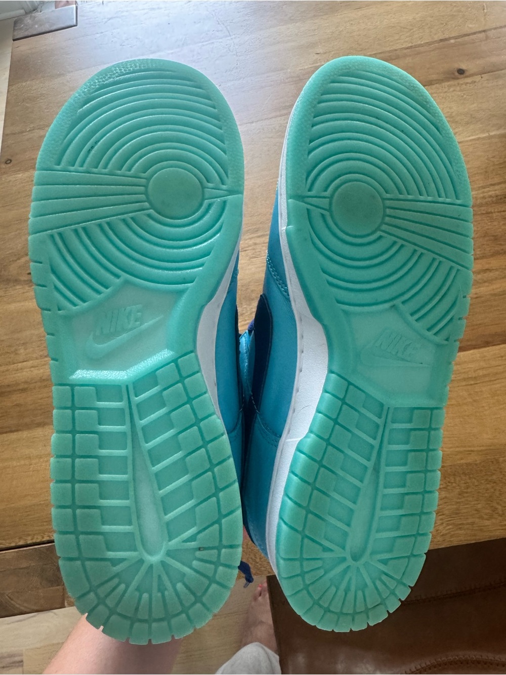 Nike Dunk Low SE - Picture 7 of 7